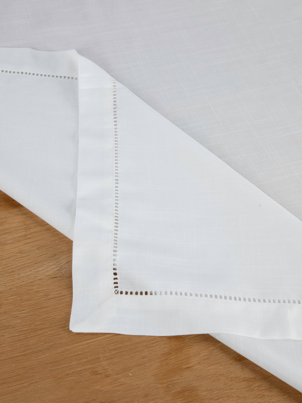 AZUR Tablecloth