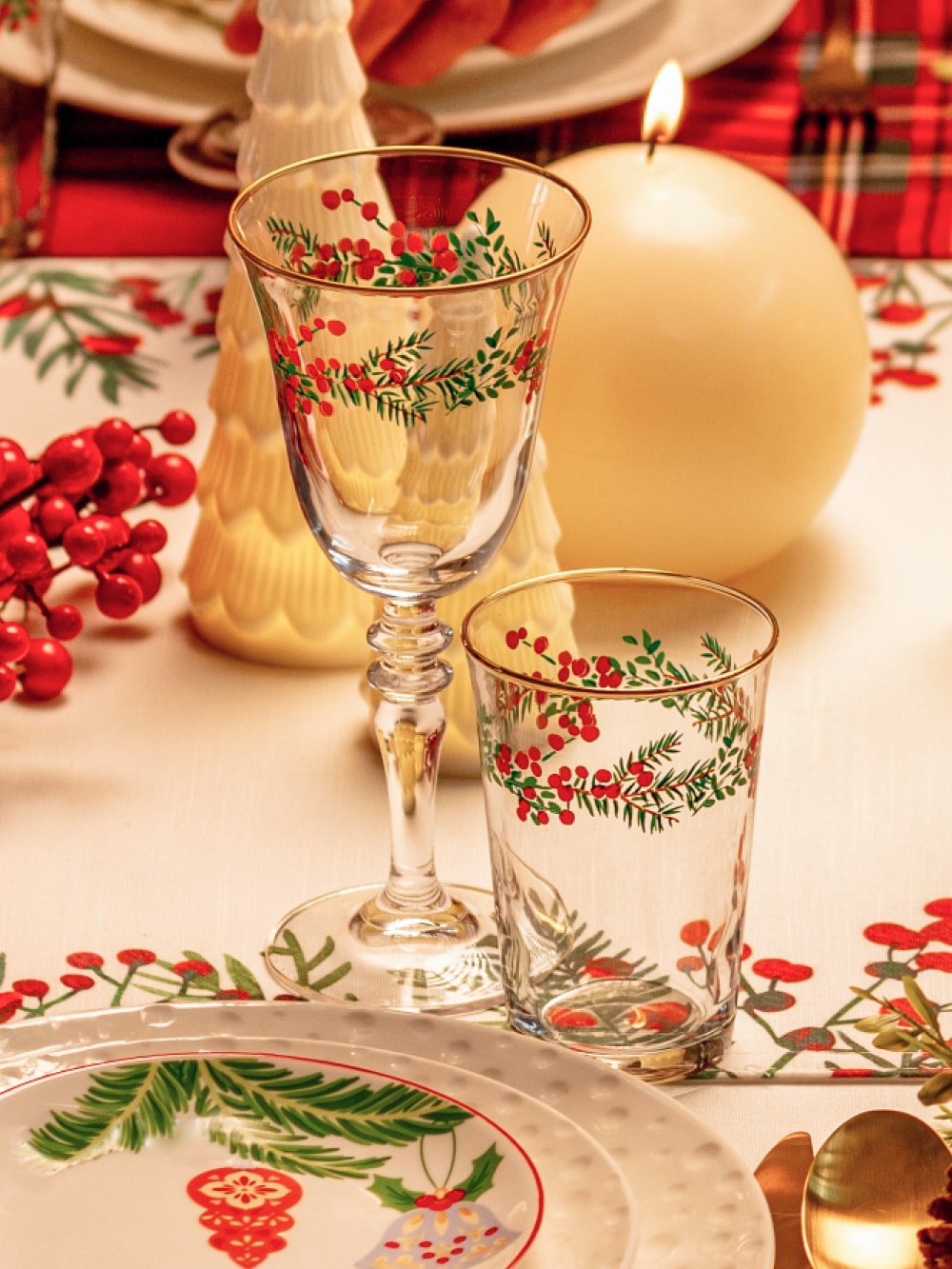 NOELLE WINE GLASS 9.12 OZ
