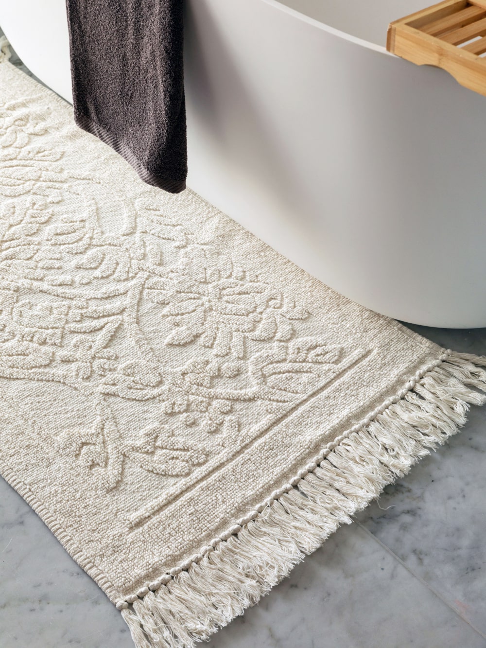 BATH MAT SALLY 24X47.5in