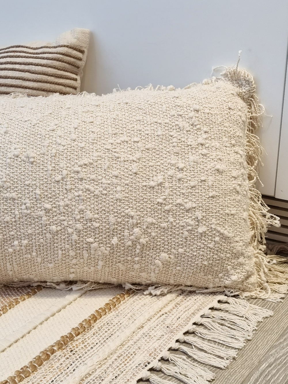 CUSHION IDAN 14X24in