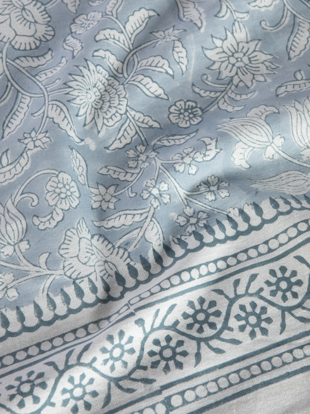 MOR Tablecloth