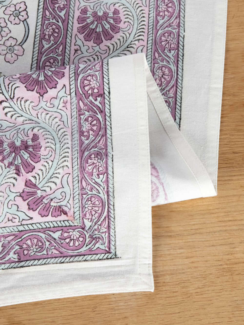 PEACOCK Tablecloth