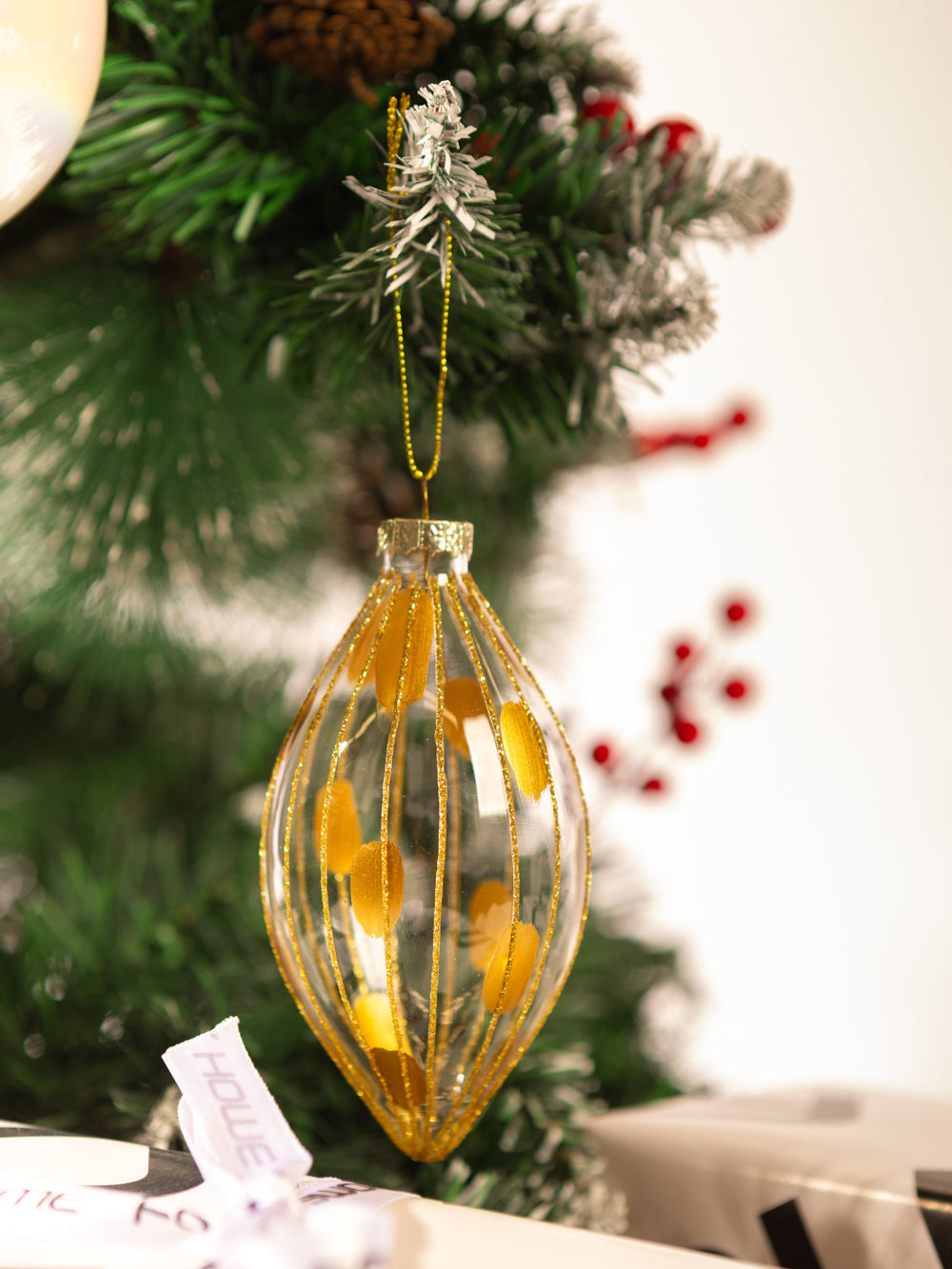 GOLD FINIAL ORNAMENT 4.9IN