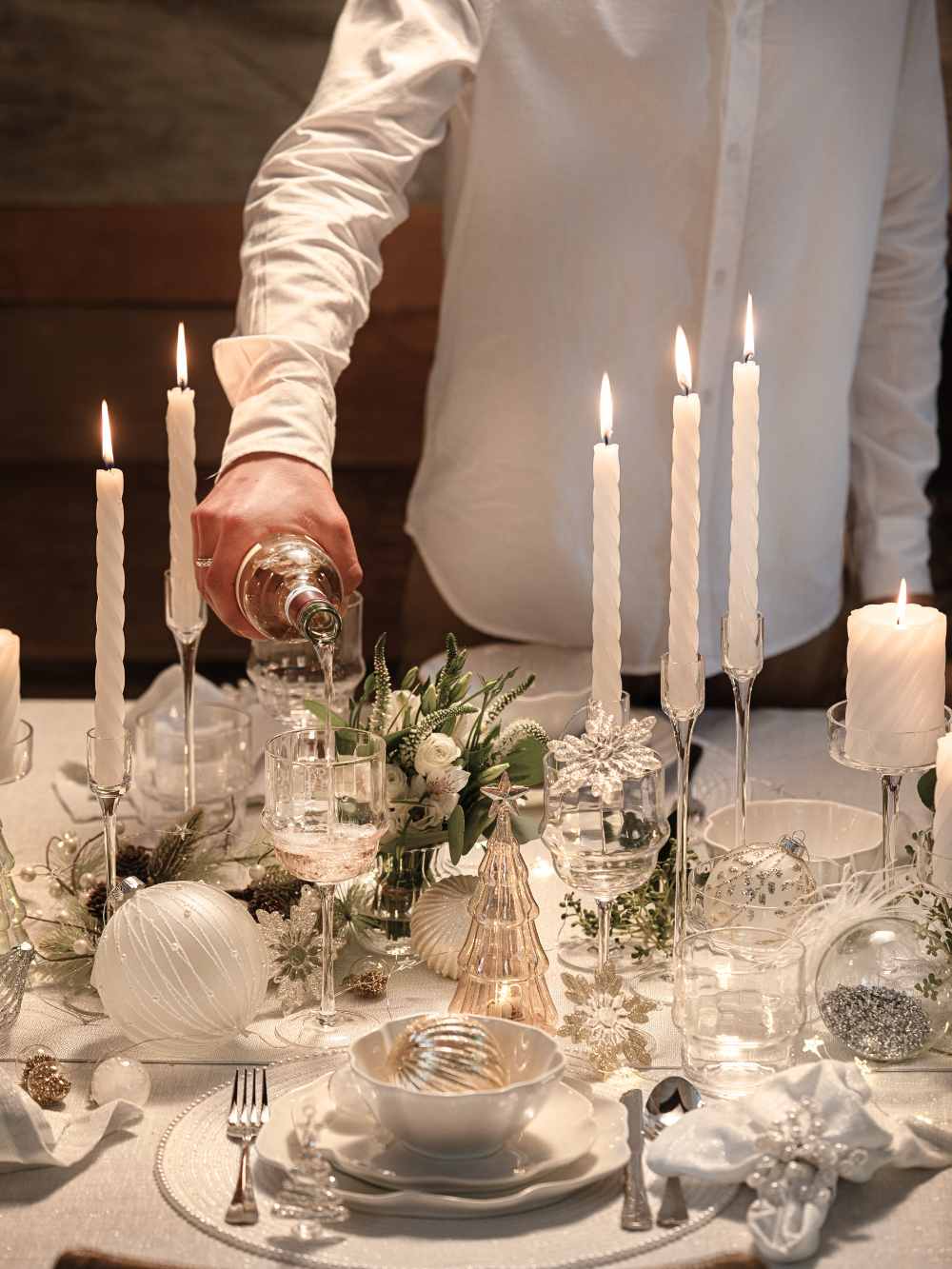 Glass Tealight/Pillar Candle Holder (S)