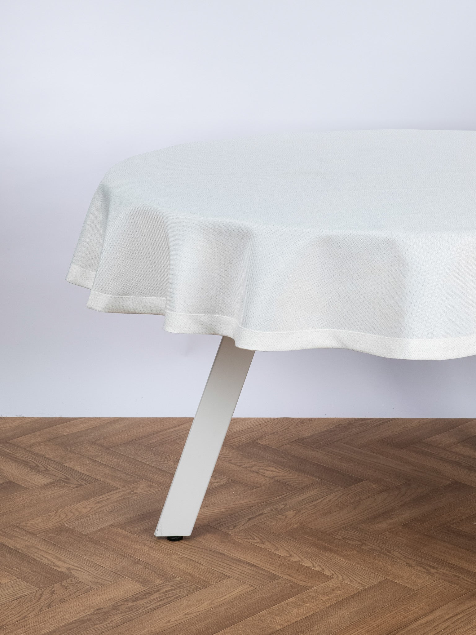 Crush Round Tablecloth - FOX HOME CANADA
