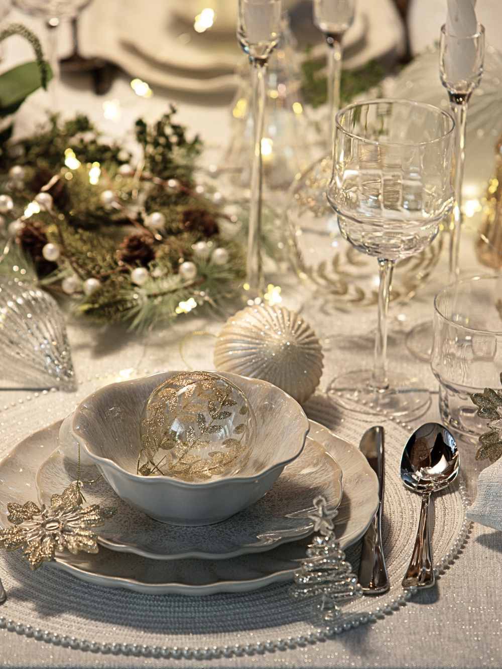 Pearl Round Table Placemat - FOX HOME CANADA