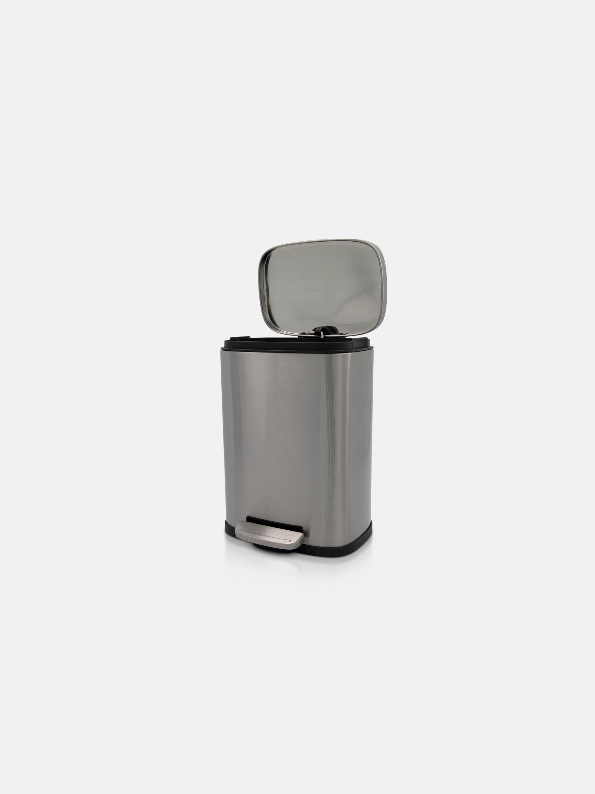 Stainless Steel Step Trash Can (5L)