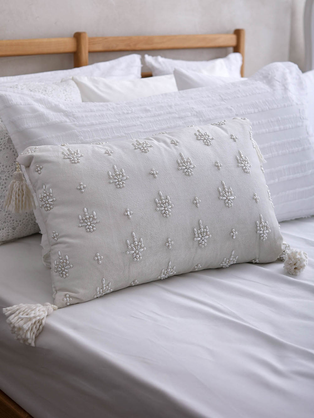 Pearl Throw Pillow