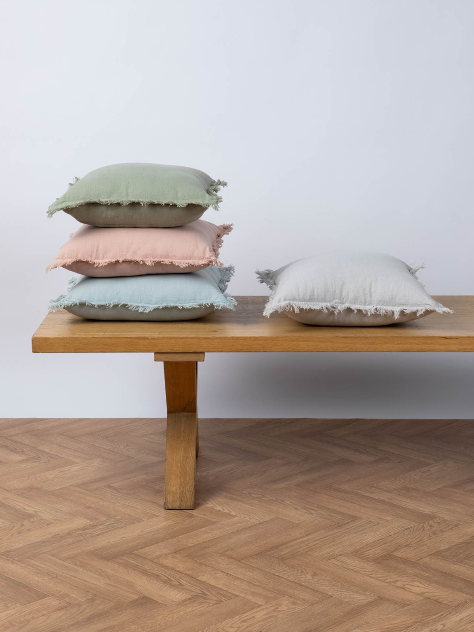 CUSHION TONN 18X18in