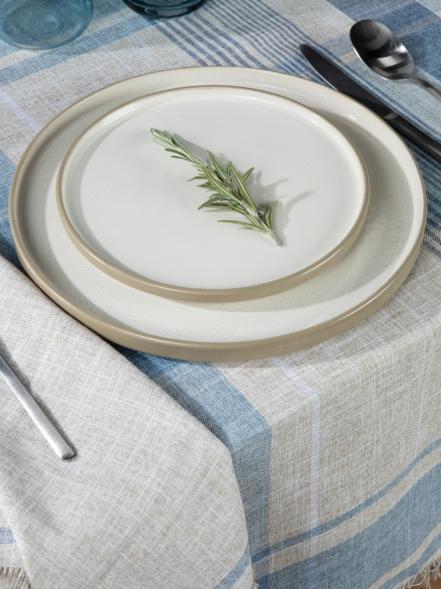 SIDE PLATE ASTRID 8in