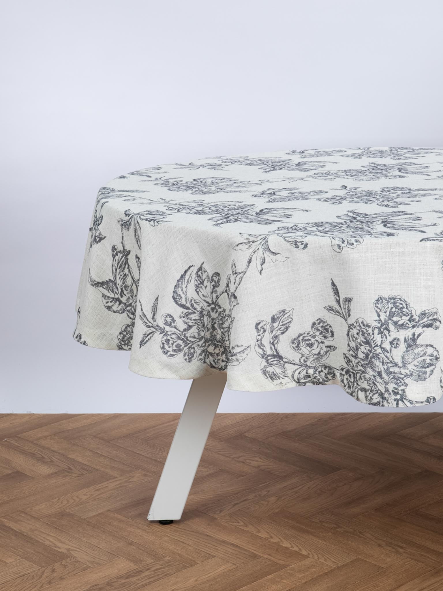Toile Round Tablecloth