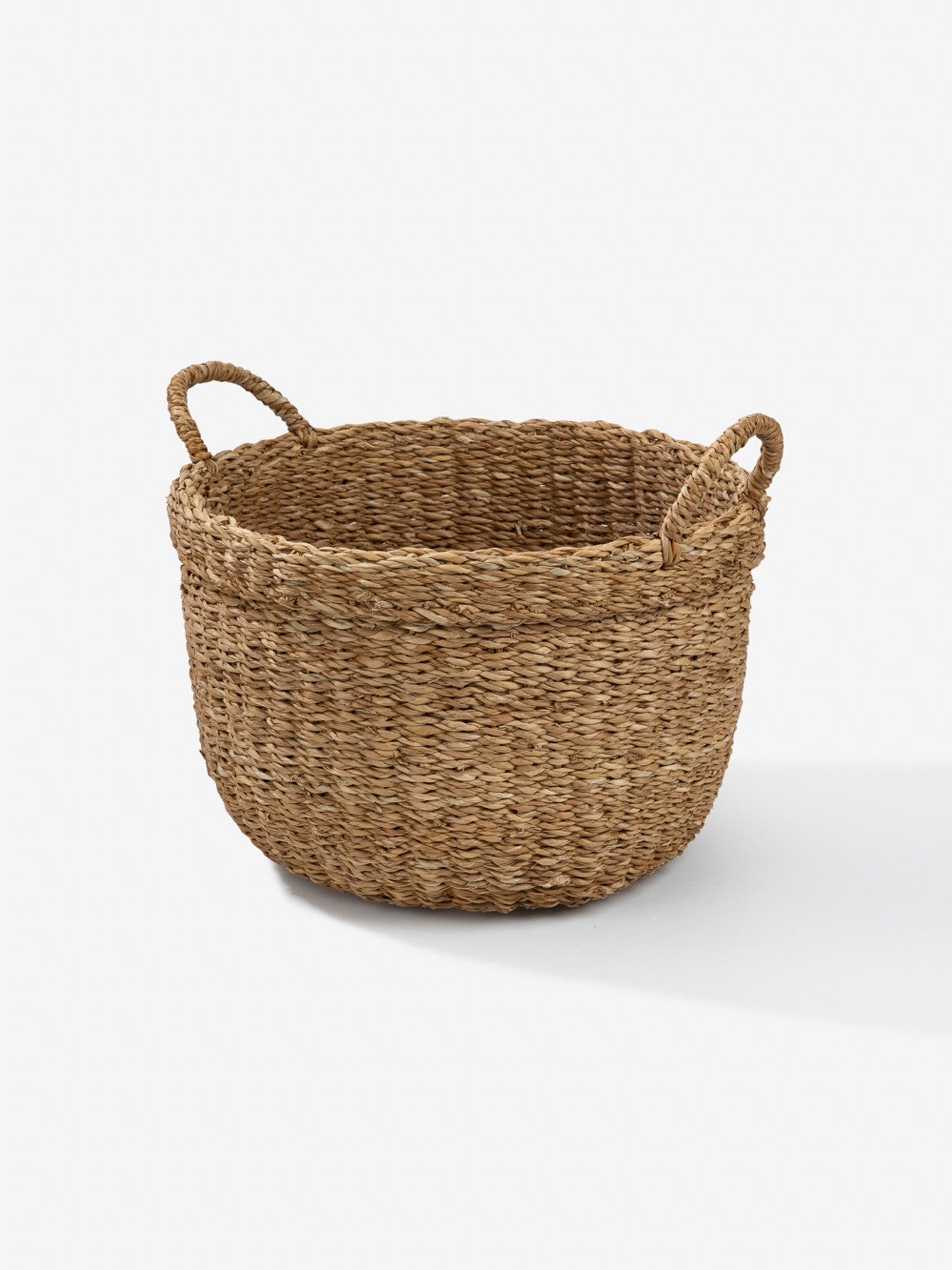 Raja Round Straw Basket