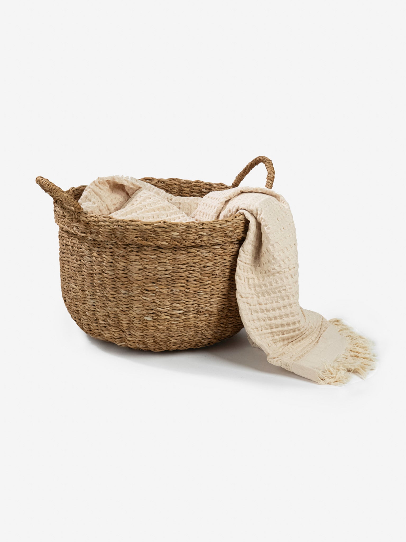 Raja Round Straw Basket