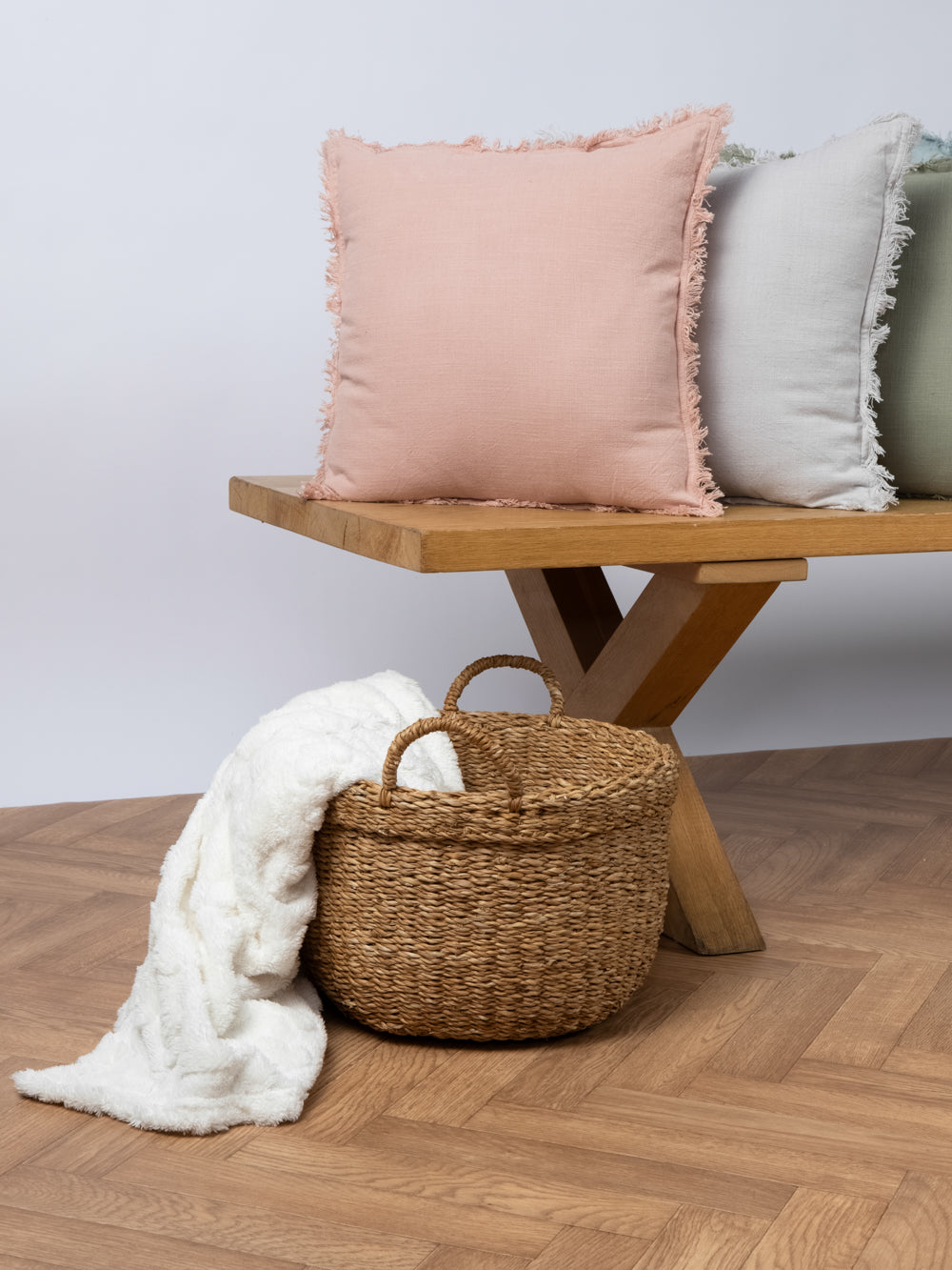 Raja Round Straw Basket