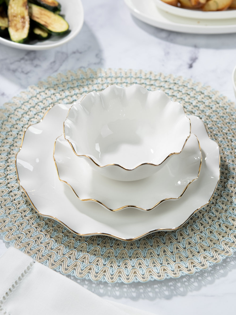 Crown Dinner Plate 10"
