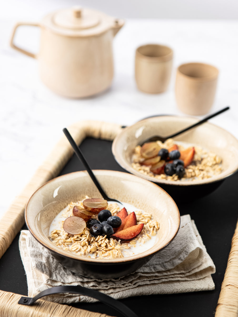 SALAD BOWL MARBLE 10.1in