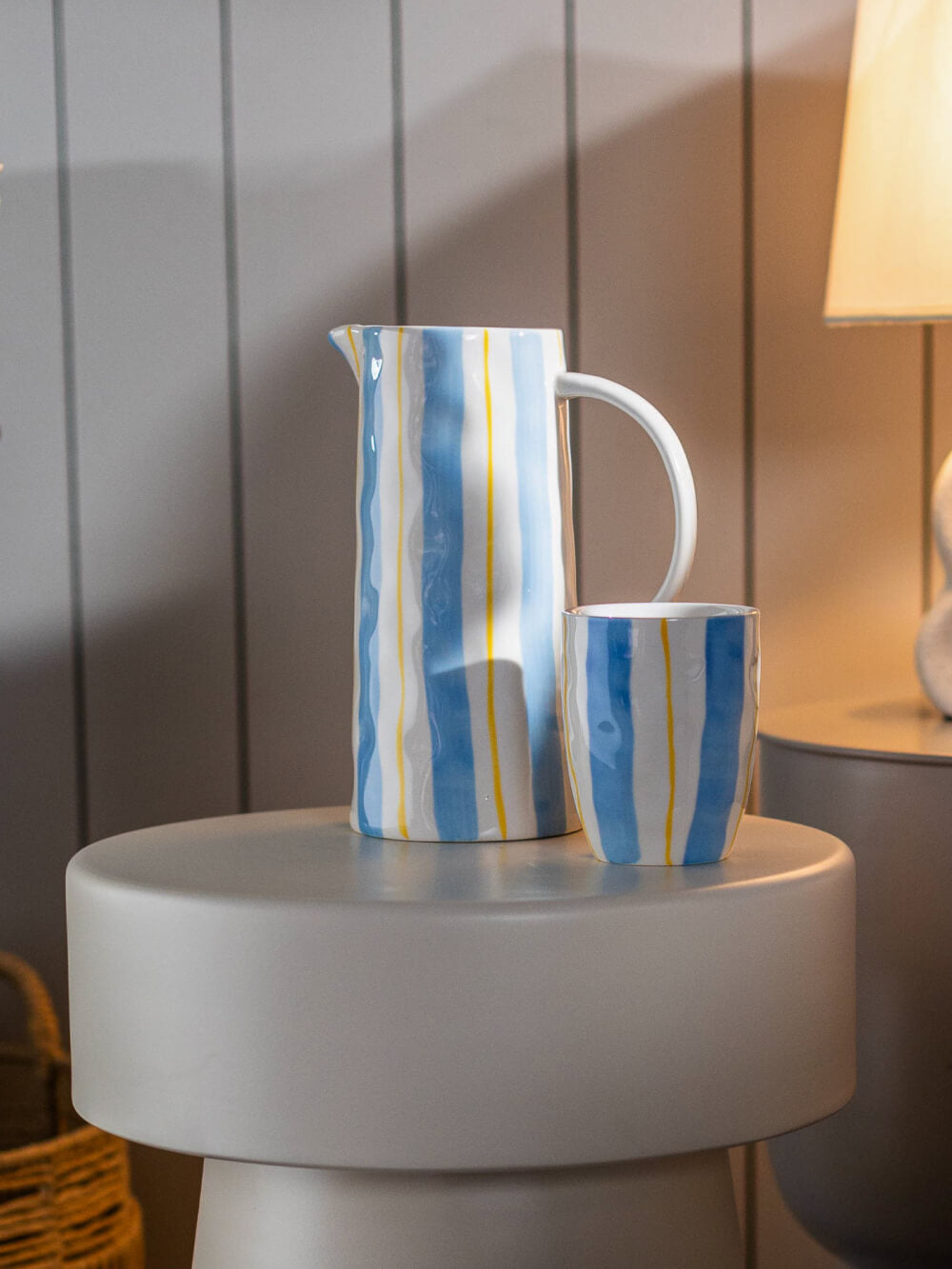 Image 29: MUG LIYA