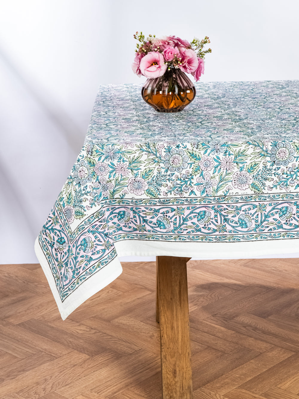 PAVO Tablecloth