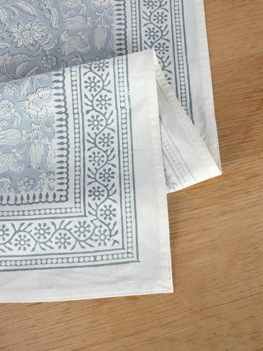 MOR Tablecloth