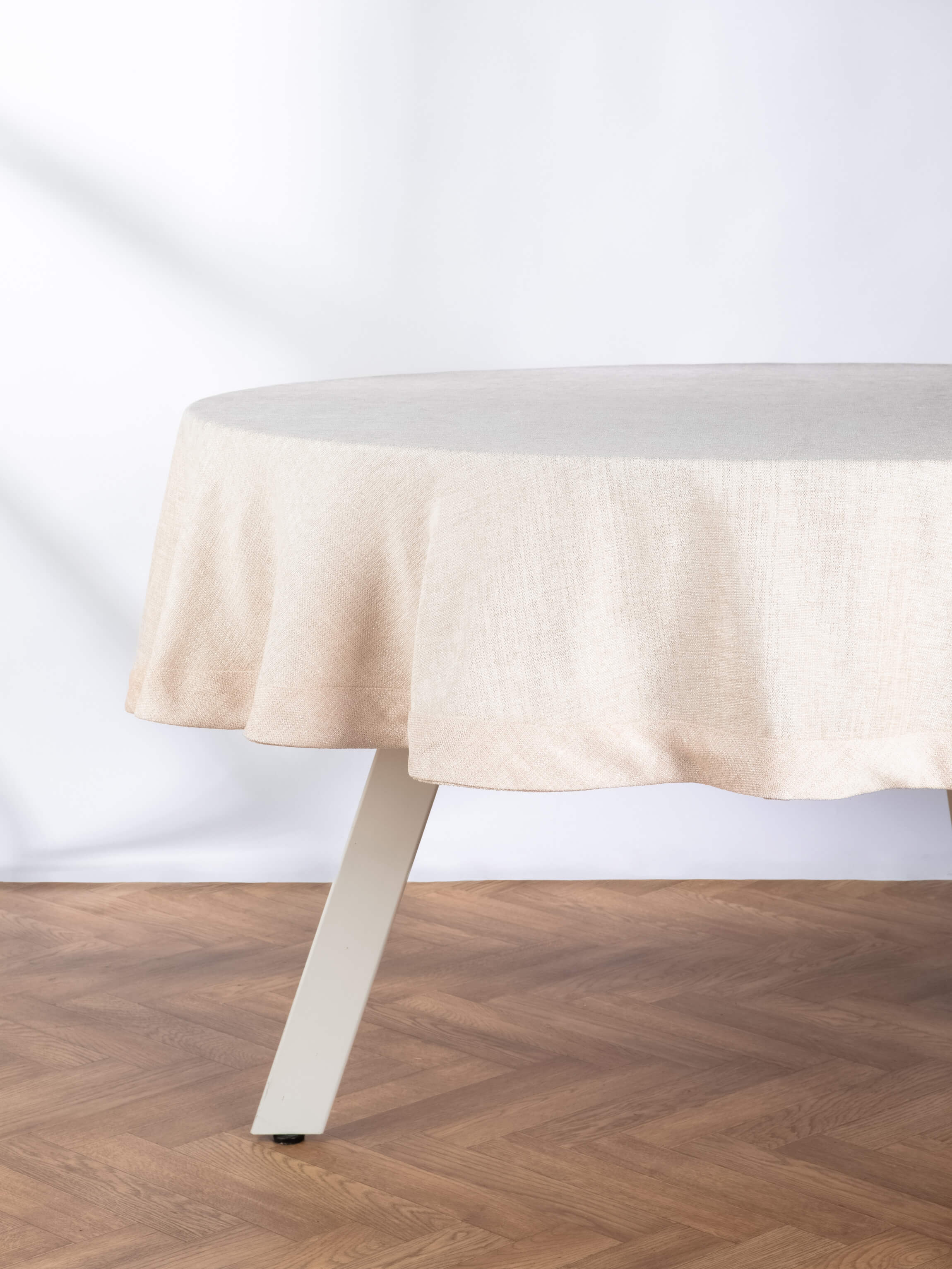 SHIMMER Tablecloth 71" Round