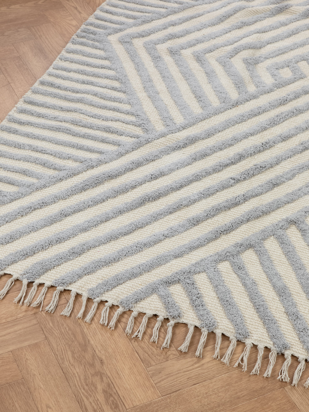 RUG BUCKY 47.5*71in