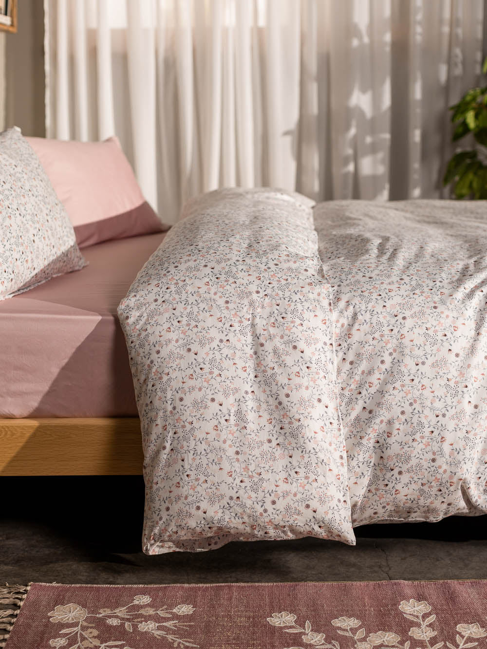 Janet Duvet Cover Set
