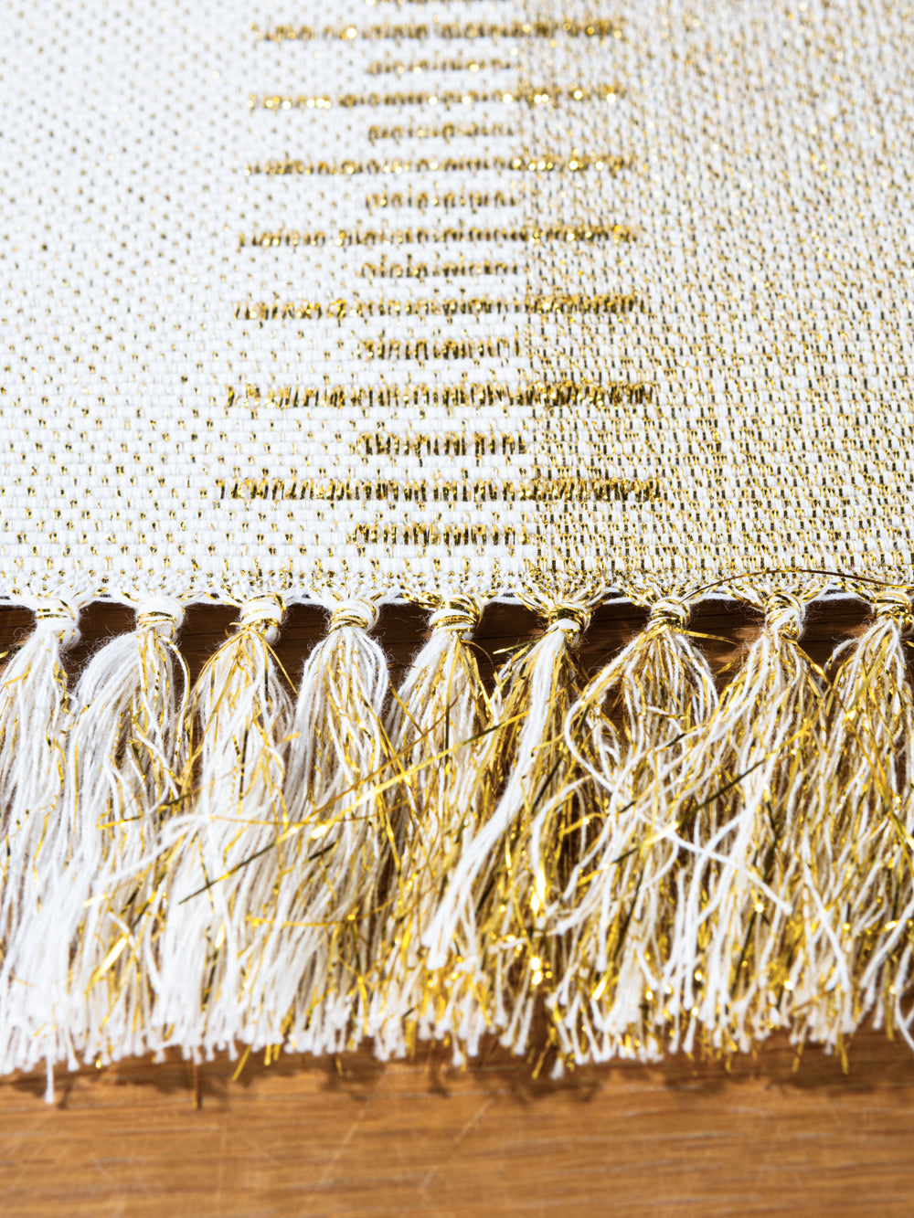 Iris Table Runner 16*71in