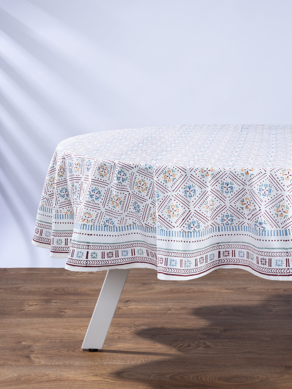 PORTO Tablecloth 71" Round