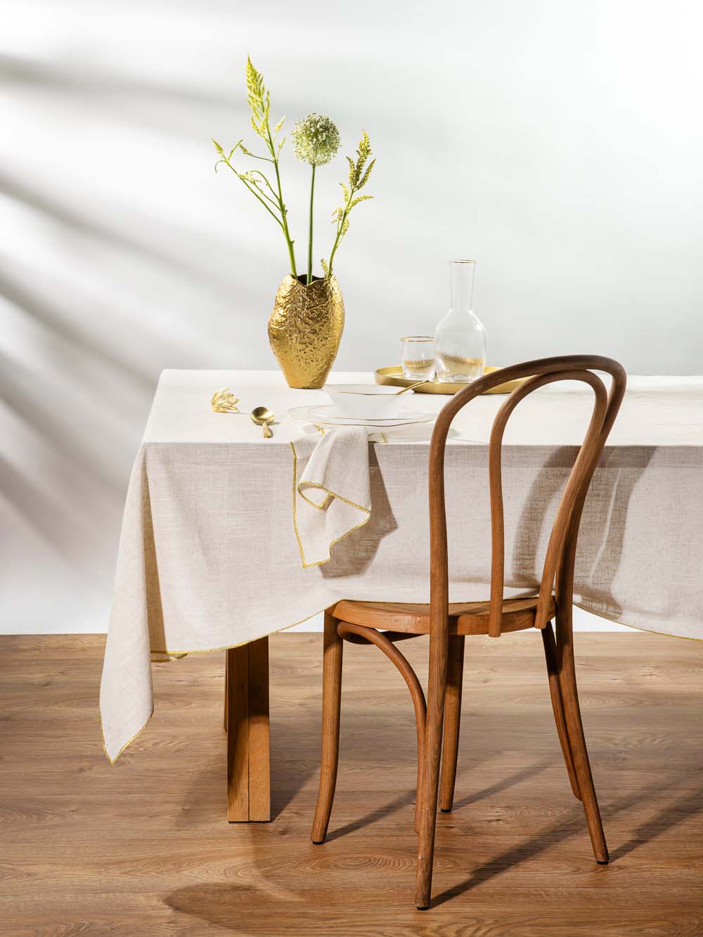 GOLDY Table Cloth