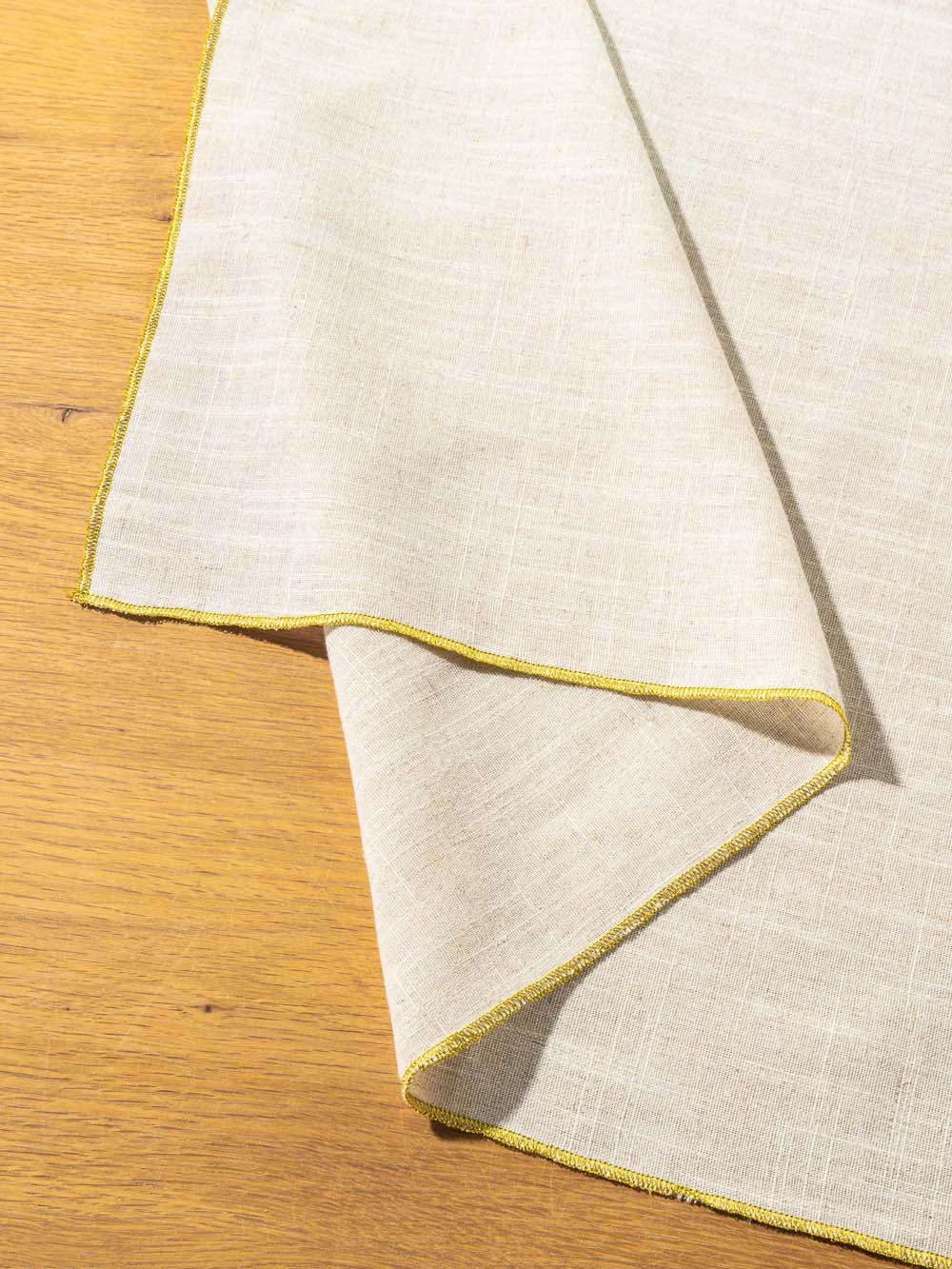 GOLDY Table Cloth