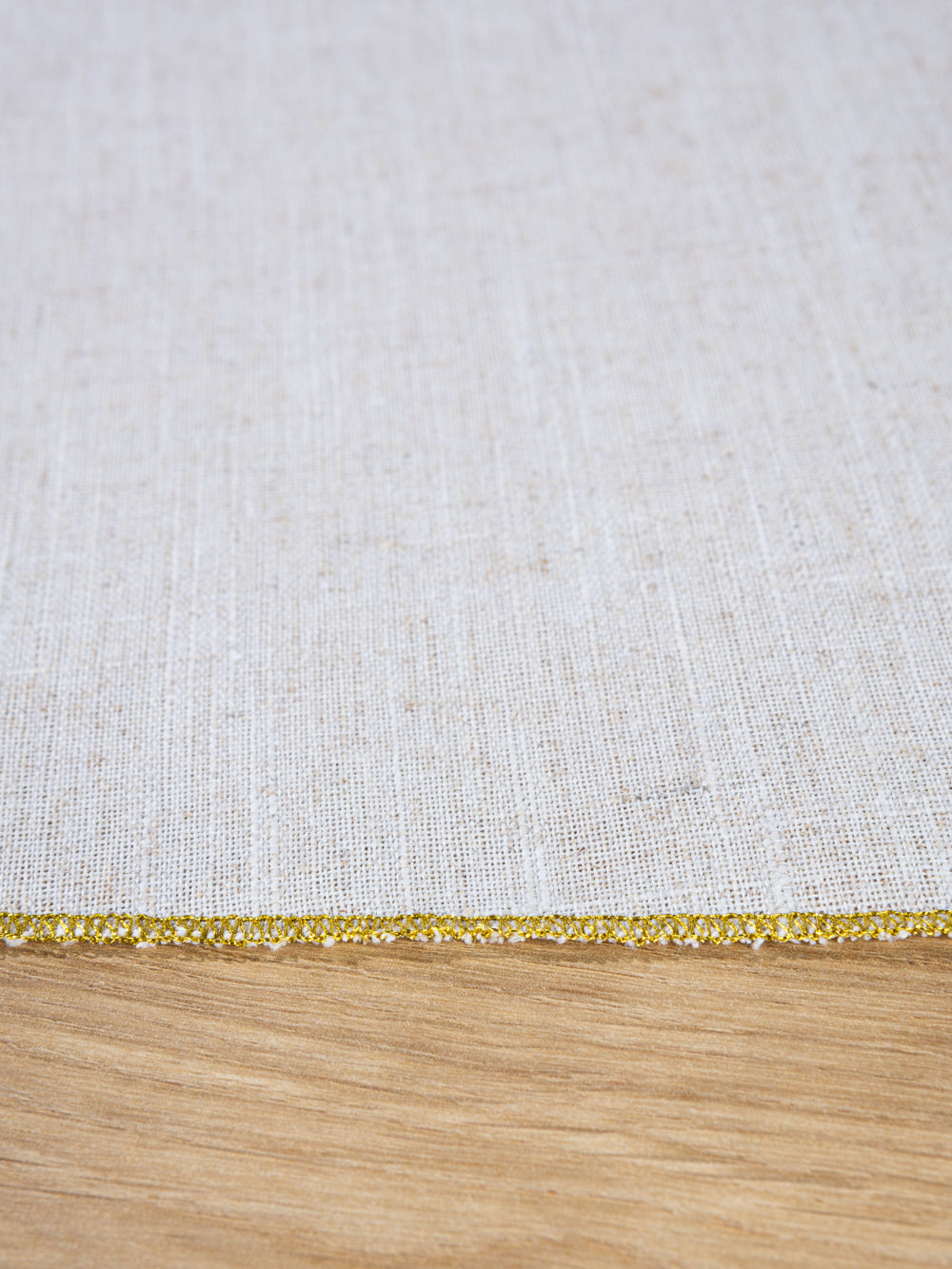 GOLDY Tablecloth 71" Round