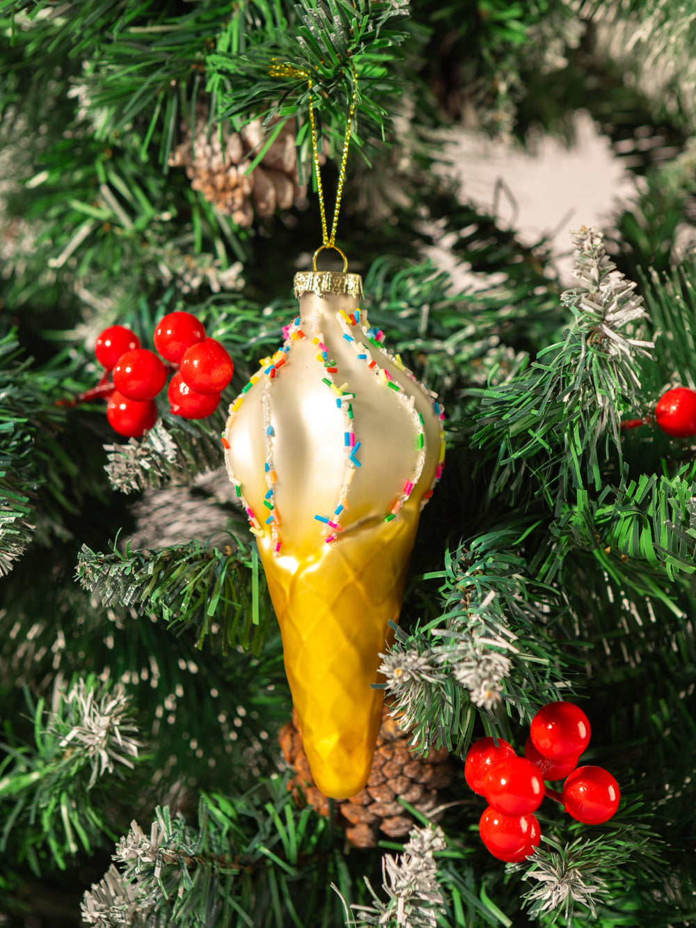 ICE CREAM ORNAMENT 5.2IN