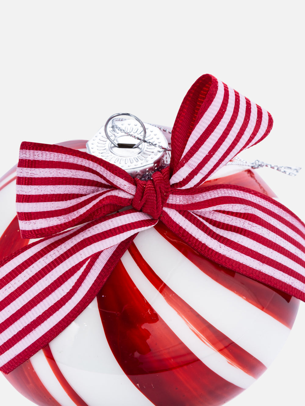RED AND WHITE ORNAMENT 3.9IN