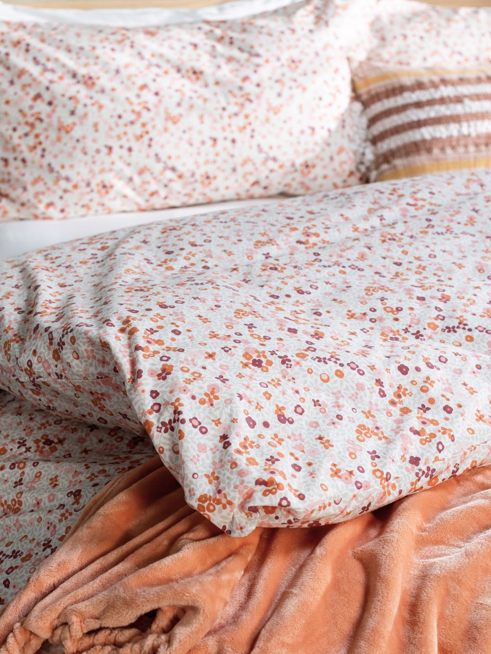 Hili Duvet Cover Set