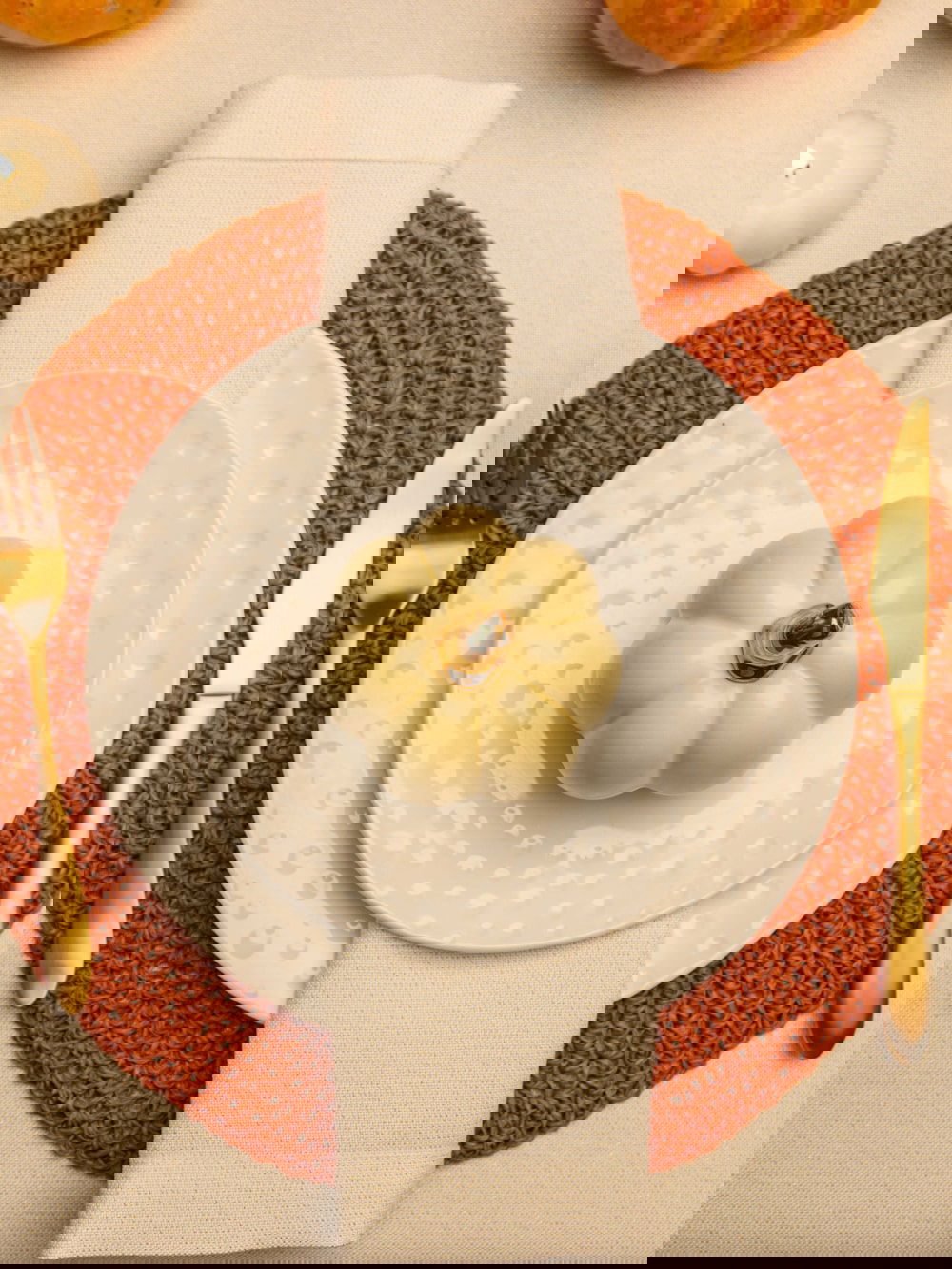 Bubbels porcelain dinner plate - FOX HOME CA STORE