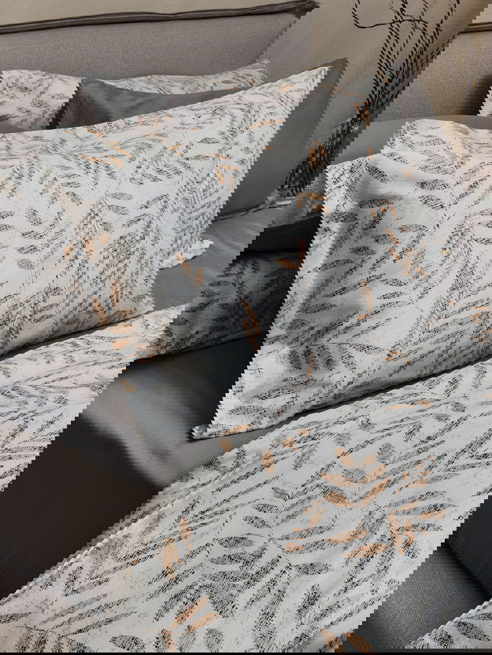 Lorence Duvet Cover Set - FOX HOME CA STORE